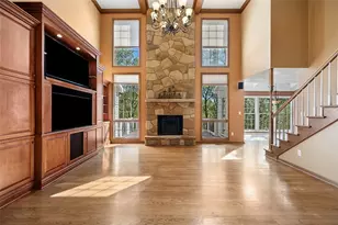 409 Bryn Ct, Ross Twp, PA 15237 - Photo 5