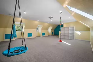 409 Bryn Ct, Ross Twp, PA 15237 - Photo 33