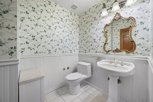 409 Bryn Ct, Ross Twp, PA 15237 - Photo 21