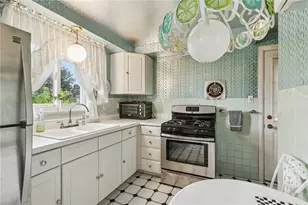 1718 Howell, North Versailles, PA 15137 - Photo 17