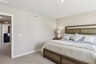 702 Olivia St, Collier Township, PA 15205 - Photo 37