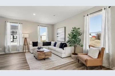 702 Olivia St, Collier Township, PA 15205 - Photo 5