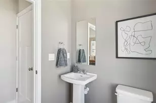 702 Olivia St, Collier Township, PA 15205 - Photo 23