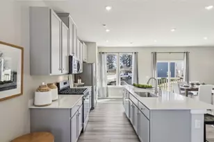 702 Olivia St, Collier Township, PA 15205 - Photo 21