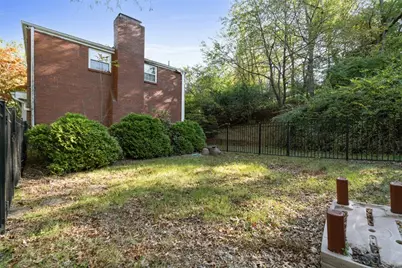 214 Farmington Rd, Pittsburgh, PA 15215 - Photo 39