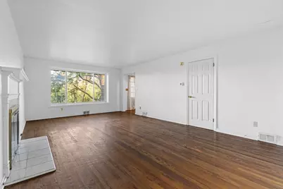 214 Farmington Rd, Pittsburgh, PA 15215 - Photo 5