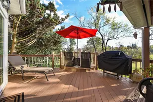 31 Deerfield Dr, Penn Twp, PA 15636 - Photo 9