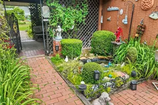 2102 Darlington Rd, Chippewa Township, PA 15010 - Photo 5