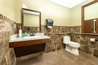 1048 Perry Hwy, East Lackawannock Township, PA 16137 - Photo 11