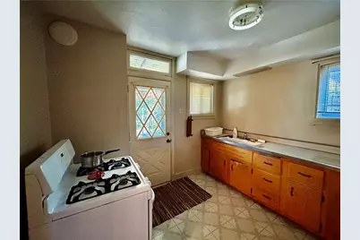 2115 Delaware Avenue, Pittsburgh, PA 15218 - Photo 11