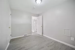 434 Macassar Dr, Pittsburgh, PA 15236 - Photo 25