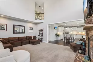 201 Emerson Pines Dr, Cranberry Township, PA 16066 - Photo 9