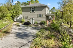 1217 25th St, White Township, PA 15010 - Photo 3