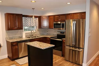 1253 Megown Dr, South Park, PA 15129 - Photo 5