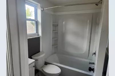 742 Mayville Ave, Pittsburgh, PA 15226 - Photo 11