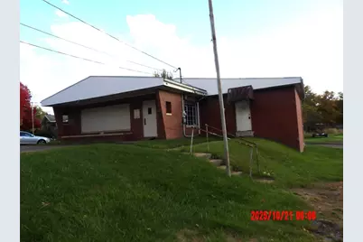 1780 Pine Hollow Blvd, Hermitage, PA 16148 - Photo 1