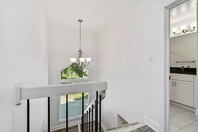 100 Saint Tropez Cir, Patterson Heights, PA 15010 - Photo 17