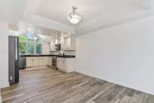 100 St Tropez Cir, Patterson Heights, PA 15010 - Photo 21