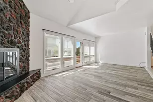 100 St Tropez Cir, Patterson Heights, PA 15010 - Photo 23