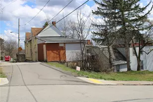 2206 Elsie St, Pittsburgh, PA 15210 - Photo 1