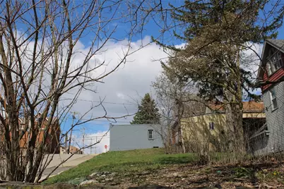 2206 Elsie St, Pittsburgh, PA 15210 - Photo 9