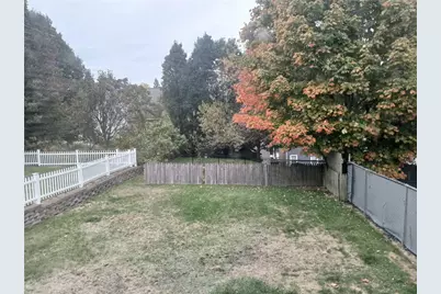 311 Sweetbriar St, Pittsburgh, PA 15211 - Photo 15