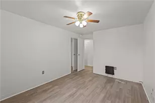 4625 Fifth Ave, Pittsburgh, PA 15213 - Photo 19