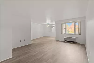 4625 Fifth Avenue #209, Pittsburgh, PA 15213 - Photo 9