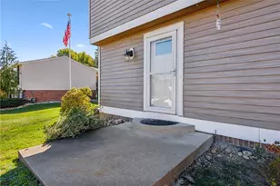 10142 Lavonne Dr, North Huntingdon, PA 15642 - Photo 3