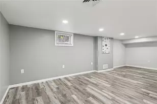 305 Queenstown Rd, Perry Township, PA 16041 - Photo 11