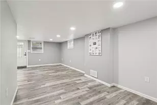 305 Queenstown Rd, Perry Township, PA 16041 - Photo 13