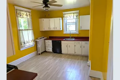 413 N 3rd St, Jeannette, PA 15644 - Photo 11