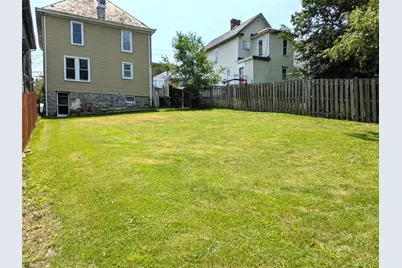 413 N 3rd St, Jeannette, PA 15644 - Photo 35
