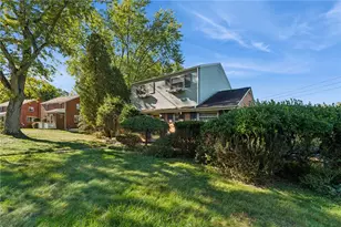 1237 Circle Dr, Pittsburgh, PA 15221 - Photo 3