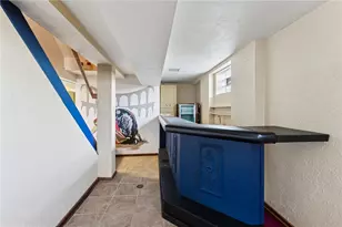 1237 Circle Dr, Pittsburgh, PA 15221 - Photo 37