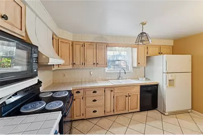 1237 Circle Dr, Pittsburgh, PA 15221 - Photo 19