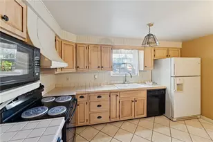 1237 Circle Dr, Pittsburgh, PA 15221 - Photo 19