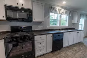 1322 Hidden Valley Dr, Robinson Twp, PA 15019 - Photo 7