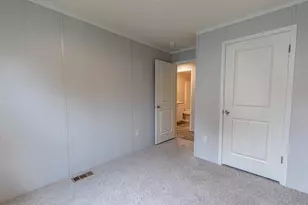 1322 Hidden Valley Dr, Robinson Twp, PA 15019 - Photo 19