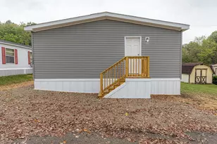 1322 Hidden Valley Dr, Robinson Twp, PA 15019 - Photo 3