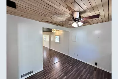 1920 Robinwood St, Union Township, PA 16101 - Photo 5