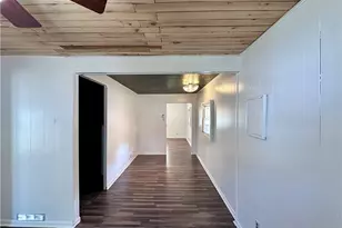 1920 Robinwood St, Union Township, PA 16101 - Photo 9