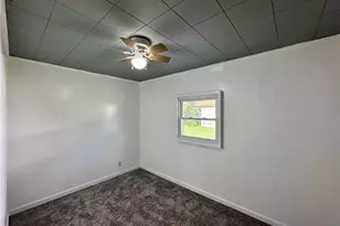 1920 Robinwood St, Union Township, PA 16101 - Photo 11