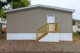 1328 Hidden Valley Dr, Robinson Twp, PA 15019 - Photo 3