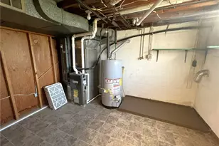 516 Hemlock St, Hempfield Township, PA 15601 - Photo 21