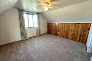 516 Hemlock St, Hempfield Township, PA 15601 - Photo 17