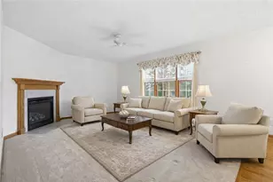 127 Alana Dr, Saxonburg Boro, PA 16056 - Photo 3