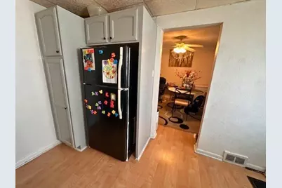 1045 Pennsylvania Ave, Clairton, PA 15025 - Photo 3