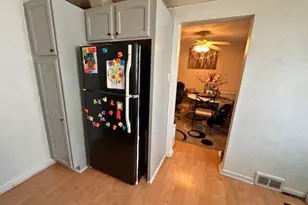 1045 Pennsylvania Ave, Clairton, PA 15025 - Photo 3