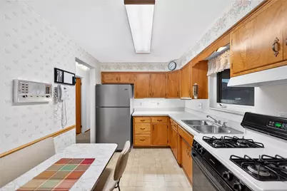 108 Malcolm Ave, Ross Twp, PA 15212 - Photo 11